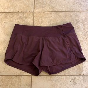 Lovely shorts, great color, perfect condition!